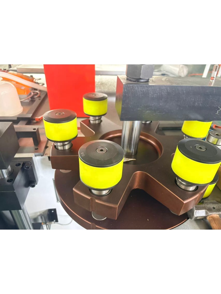 Comprehensive Guide to Three-in-One Busbar Processing Machines: Functions, Working Principles, Selection, Processing Materials, and Maintenance